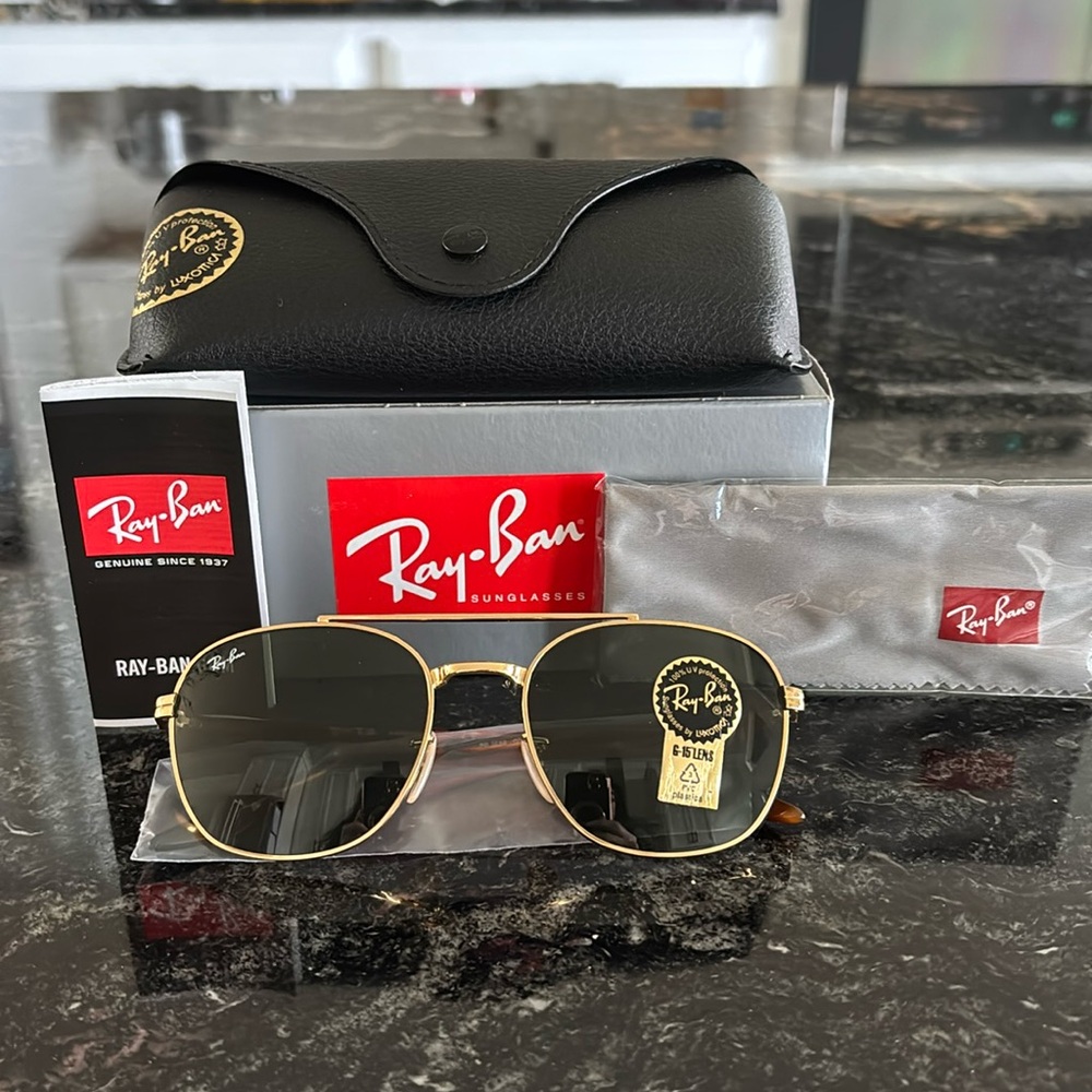 Ray Ban RB3688 001/31  Arista / Green 55mm Sunglasses